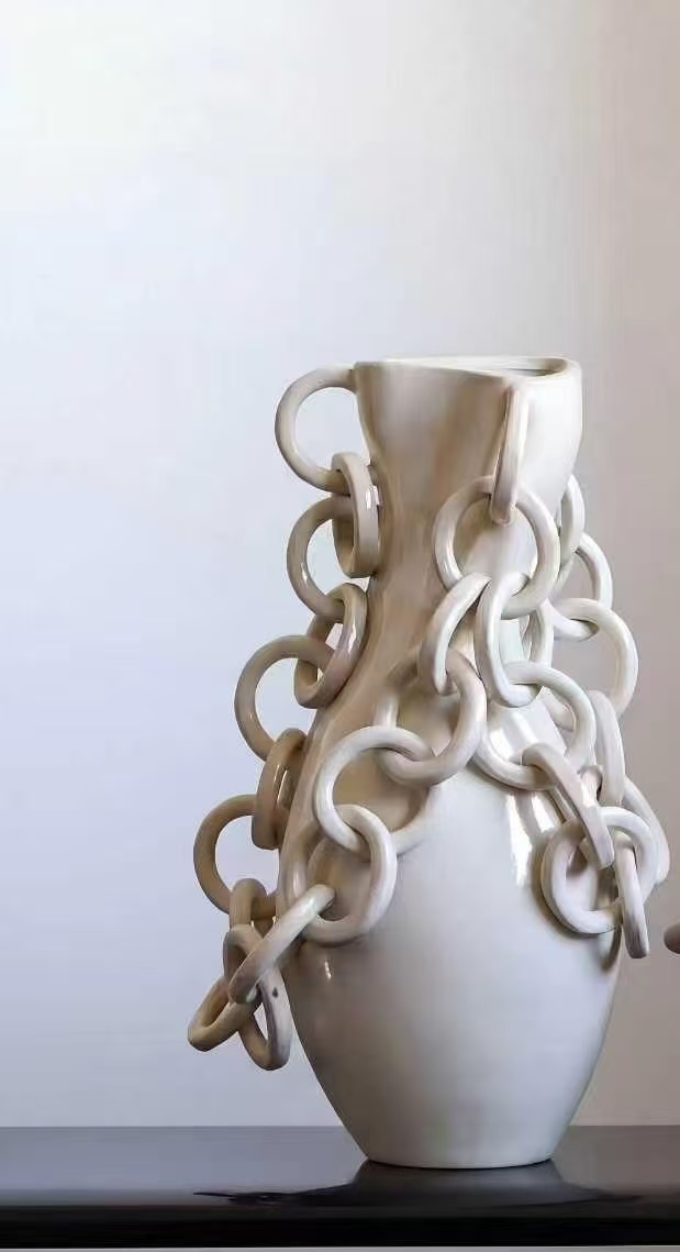 Ring applied vase, white