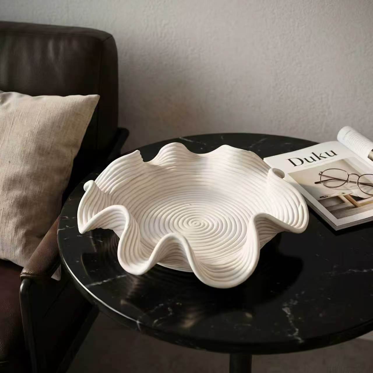 Ruffled shallow dish, second view