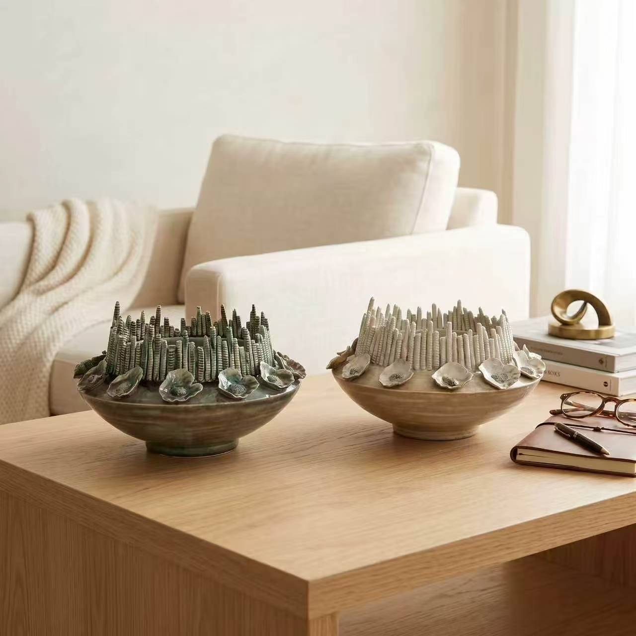 Spiked reef bowl pair