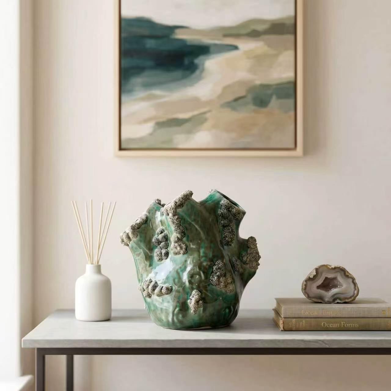 Textured vase, green