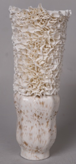 Reactive cream open-rim ruffle ceramic vase in the Tongxin ceramic collection