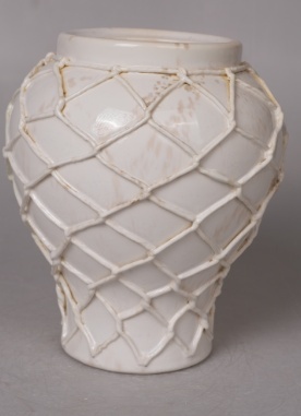 Reactive cream net-weave ceramic jar in the Tongxin ceramic collection